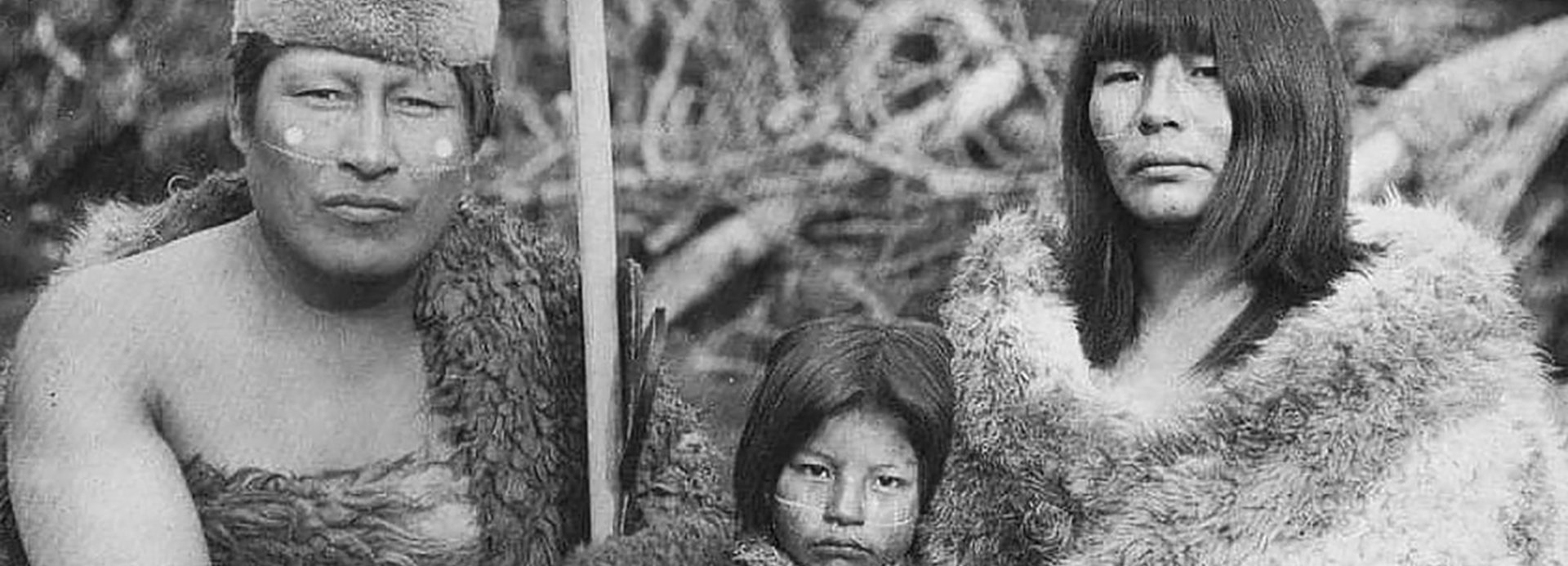 Uxlayotgan ayollar sikiladi (porno)